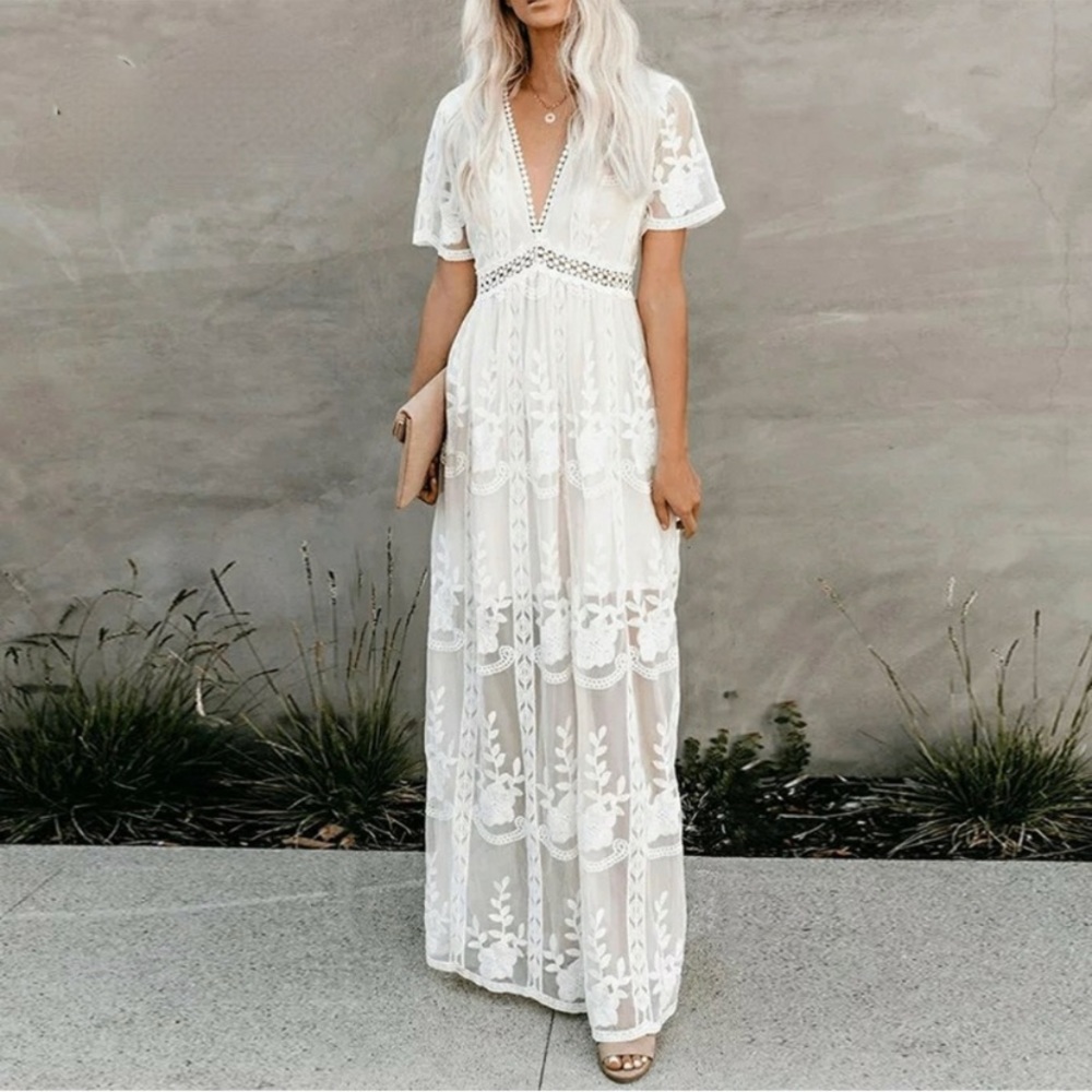 Vici White Lace Boho Maxi Dress, S